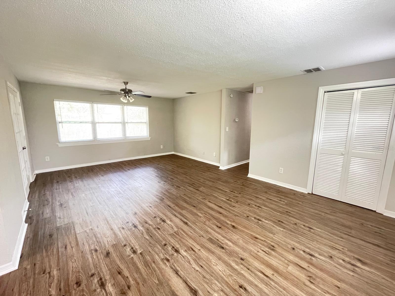 Image 4 of 14 For 4547 King Cole Boulevard