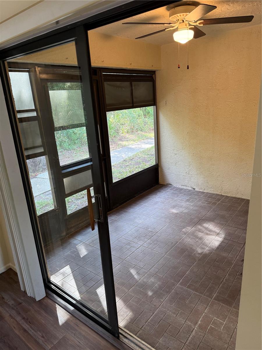 Image 15 of 15 For 8013 Picketts Ct  1