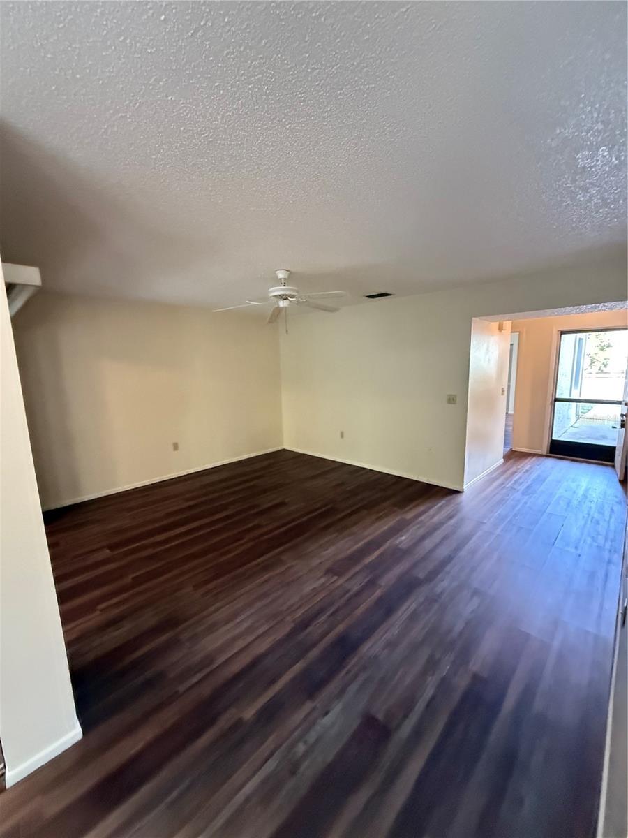 Image 8 of 15 For 8013 Picketts Ct  1