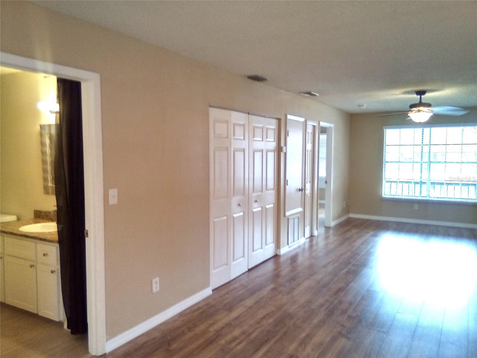 Image 10 of 13 For 313 Dirksen Drive G7