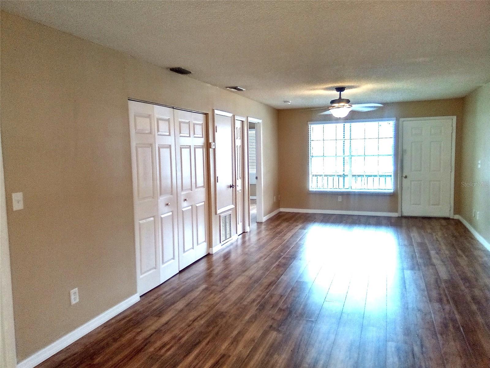 Image 2 of 13 For 313 Dirksen Drive G7