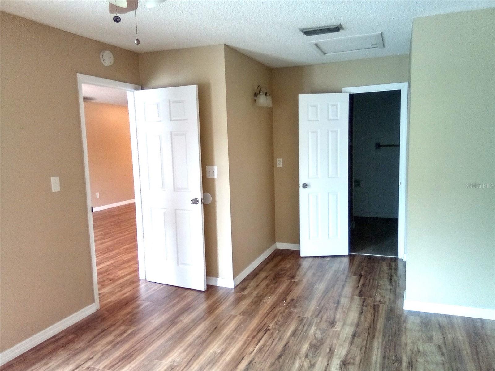Image 9 of 13 For 313 Dirksen Drive G7