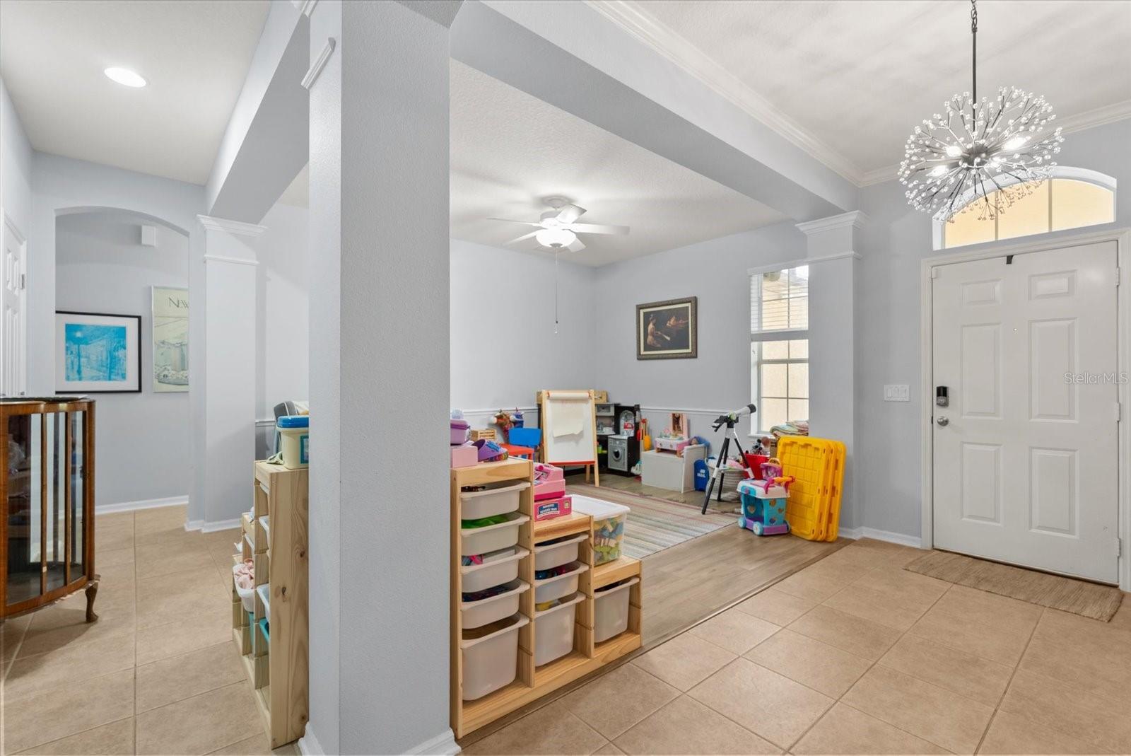 Image 3 of 41 For 2445 Pickford Circle