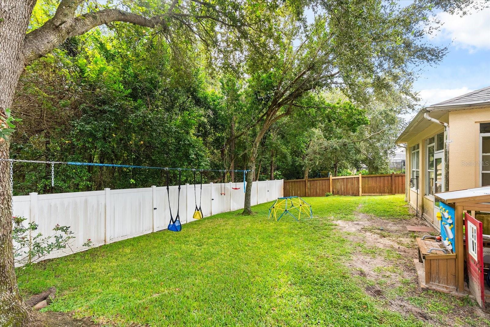 Image 36 of 41 For 2445 Pickford Circle
