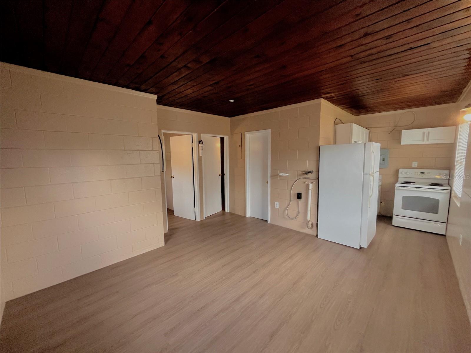 Image 4 of 12 For 705 Boston Avenue