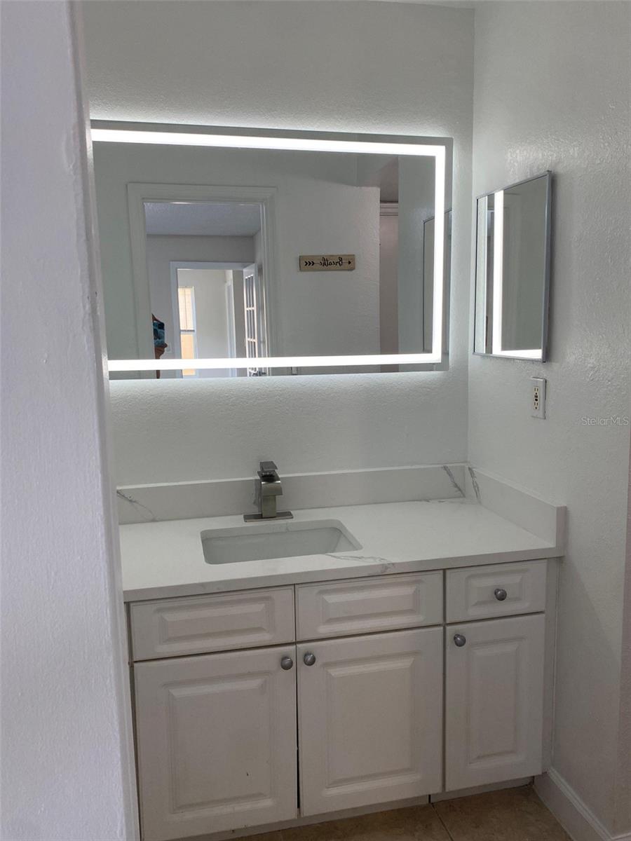 Image 10 of 14 For 4512 Commander Drive 1727
