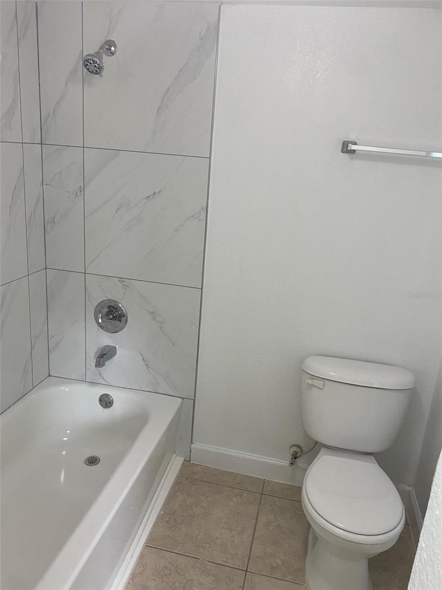 Image 12 of 14 For 4512 Commander Drive 1727