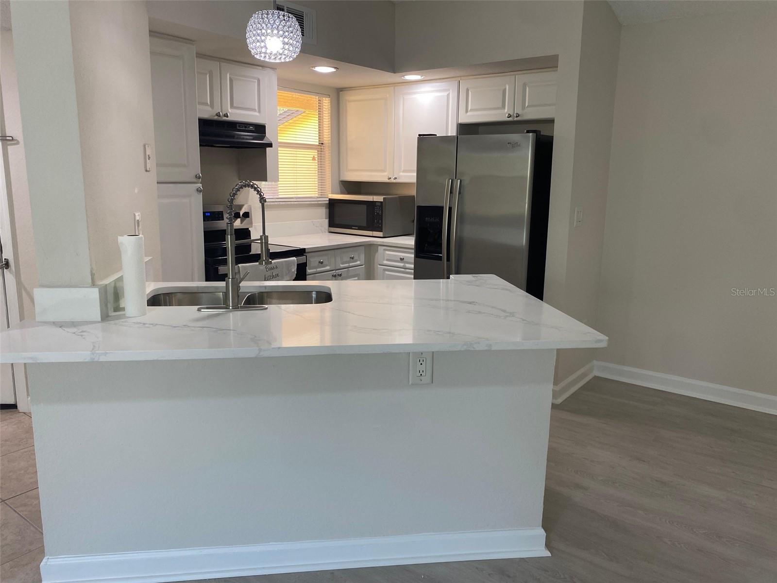 Image 4 of 14 For 4512 Commander Drive 1727