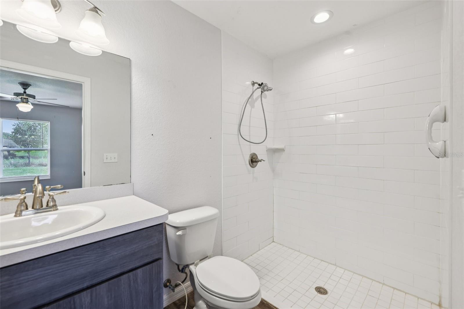 Image 13 of 23 For 5 Laurel Pass Court