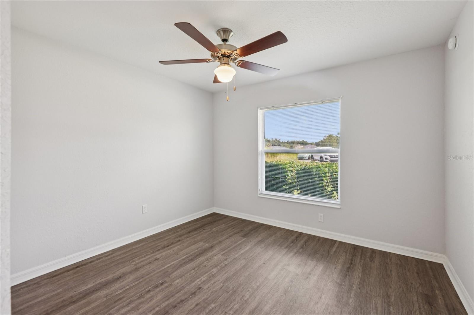 Image 15 of 23 For 5 Laurel Pass Court