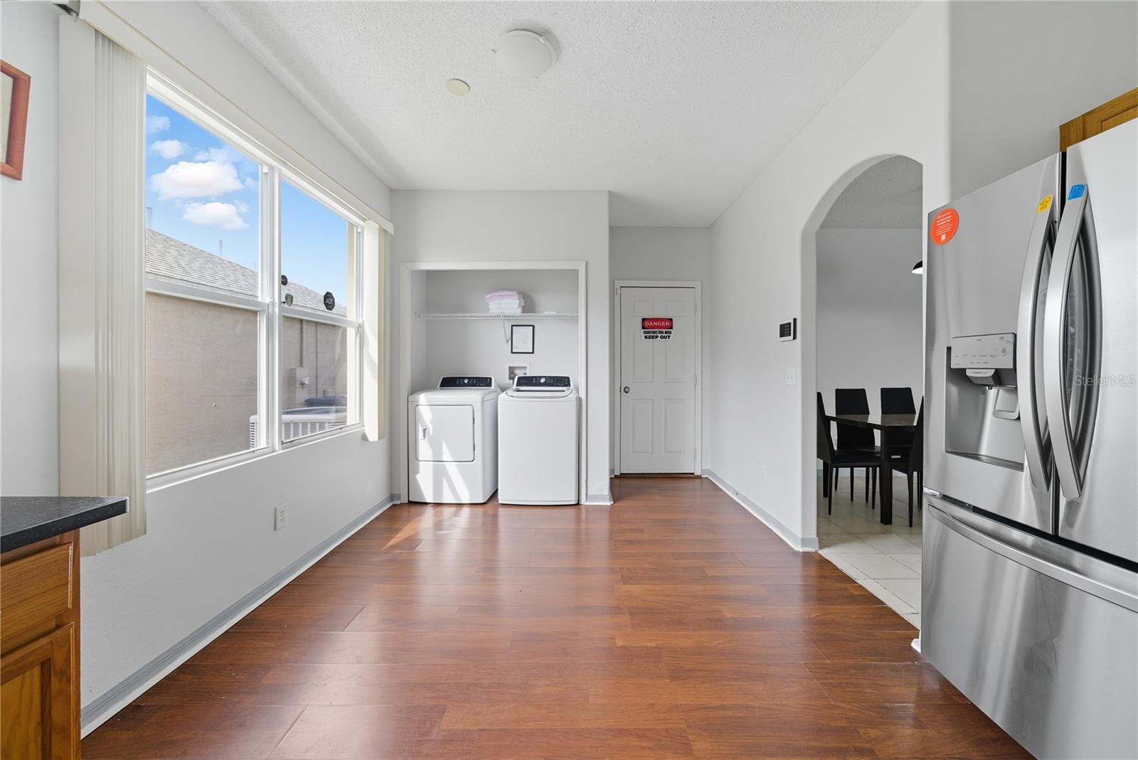 Image 3 of 51 For 1345 Knollwood Drive
