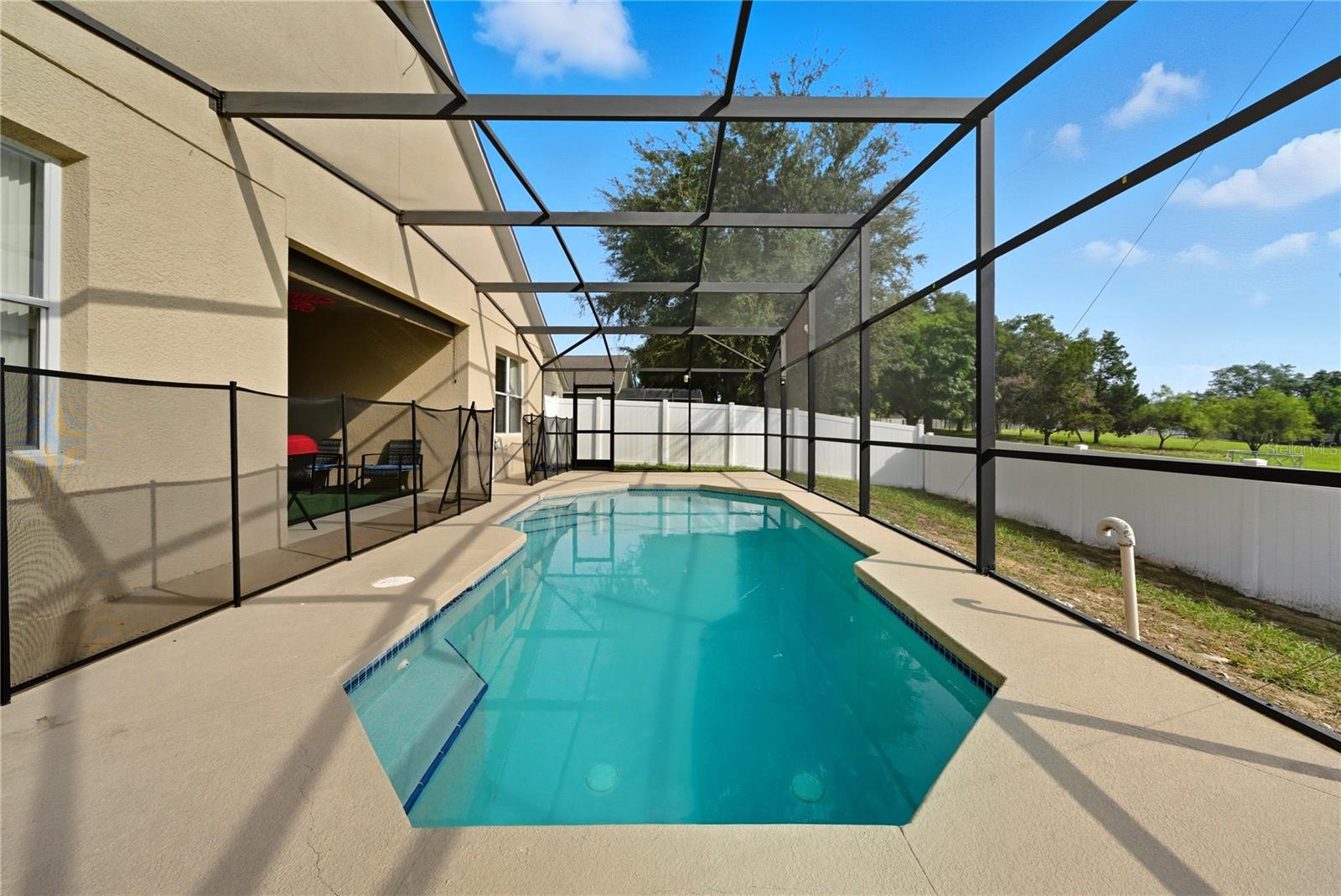 Image 40 of 51 For 1345 Knollwood Drive