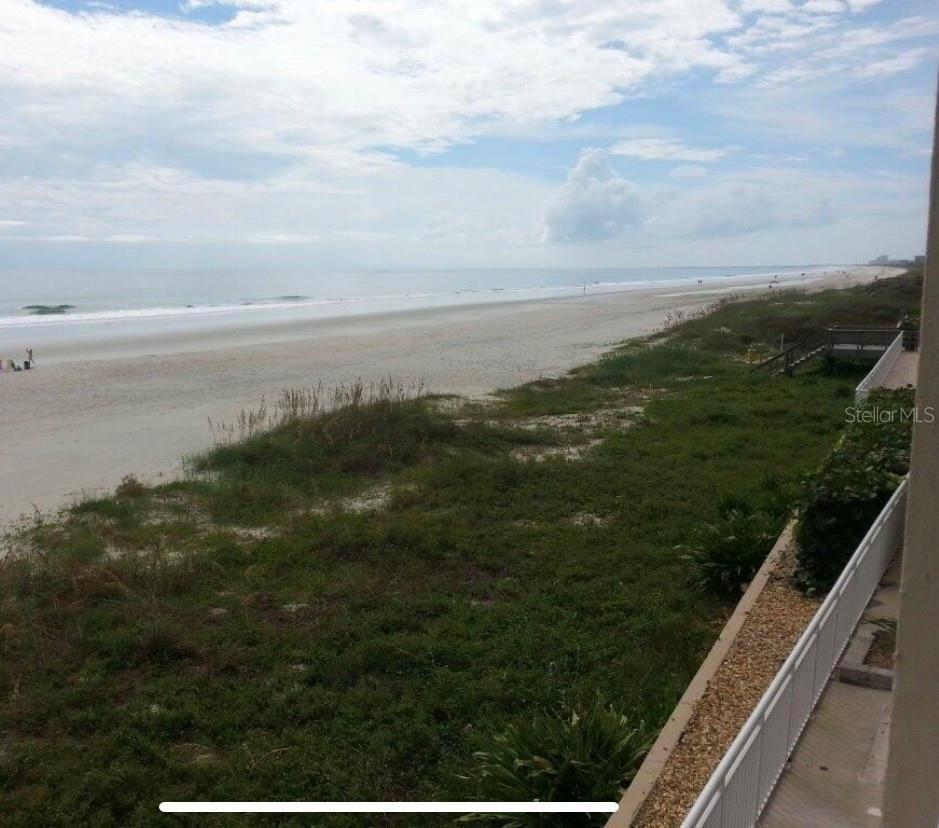 Image 6 of 40 For 4453 Atlantic Avenue 208