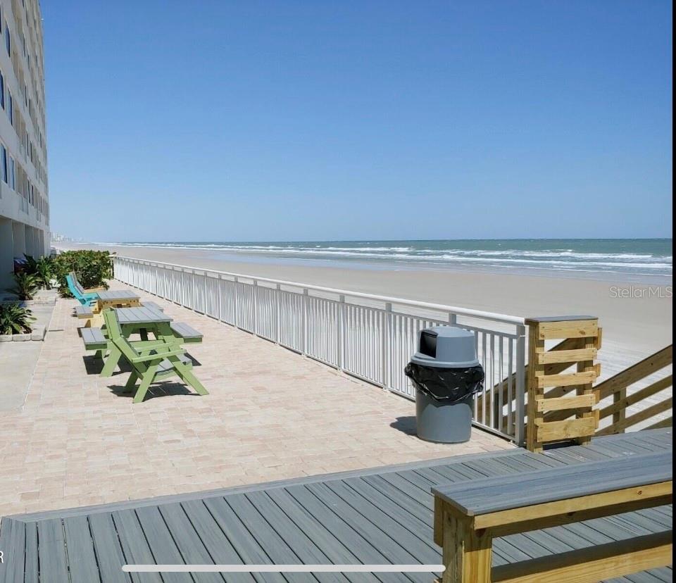 Image 7 of 40 For 4453 Atlantic Avenue 208