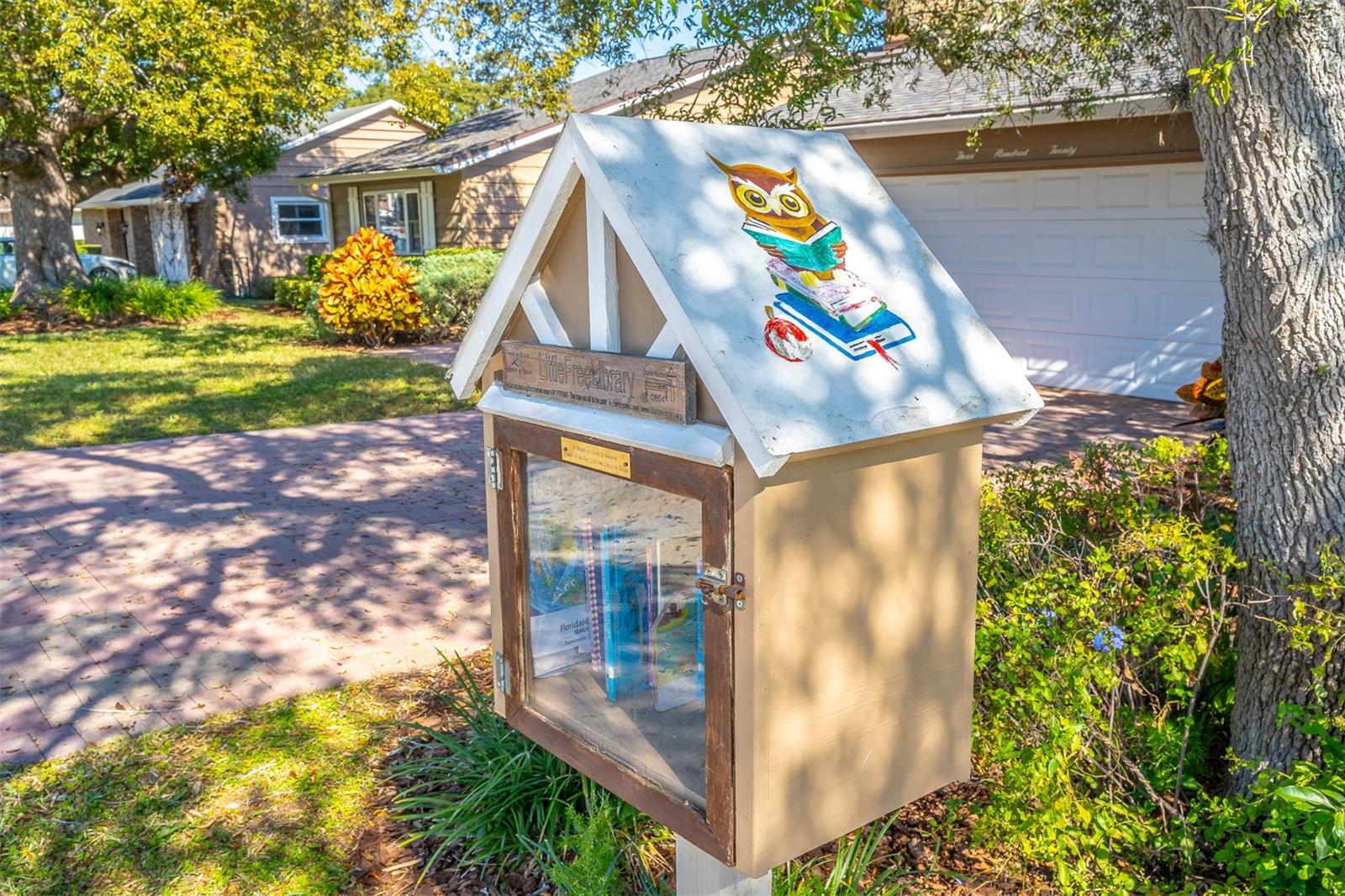 Image 30 of 36 For 320 Cambridge Drive