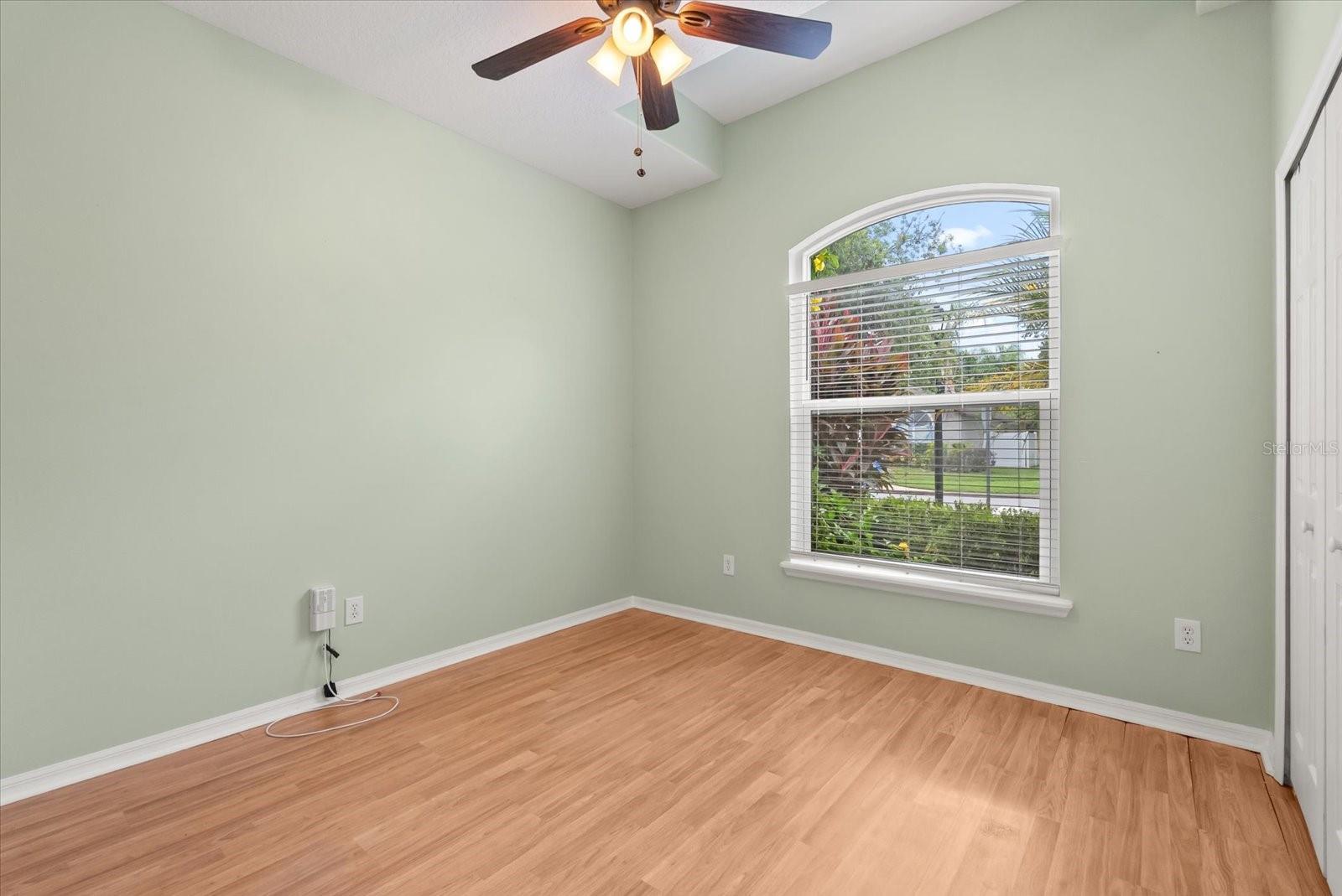 Image 14 of 26 For 471 Augustine Court