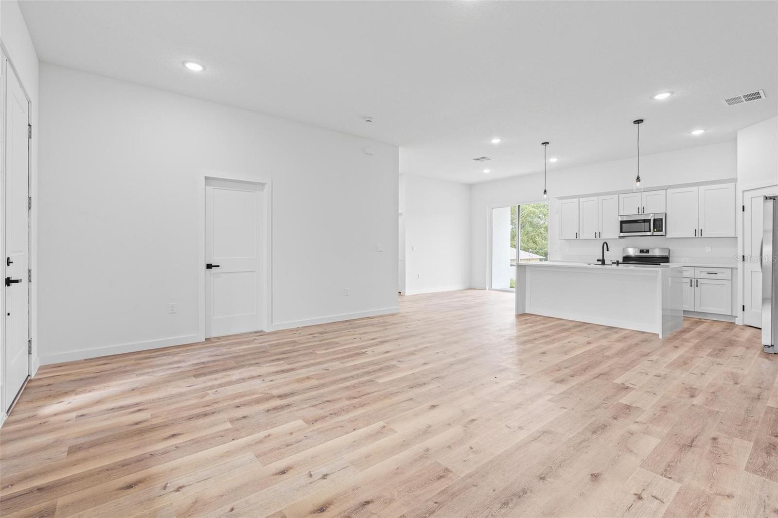 Image 3 of 29 For 8690 Se 161 Street
