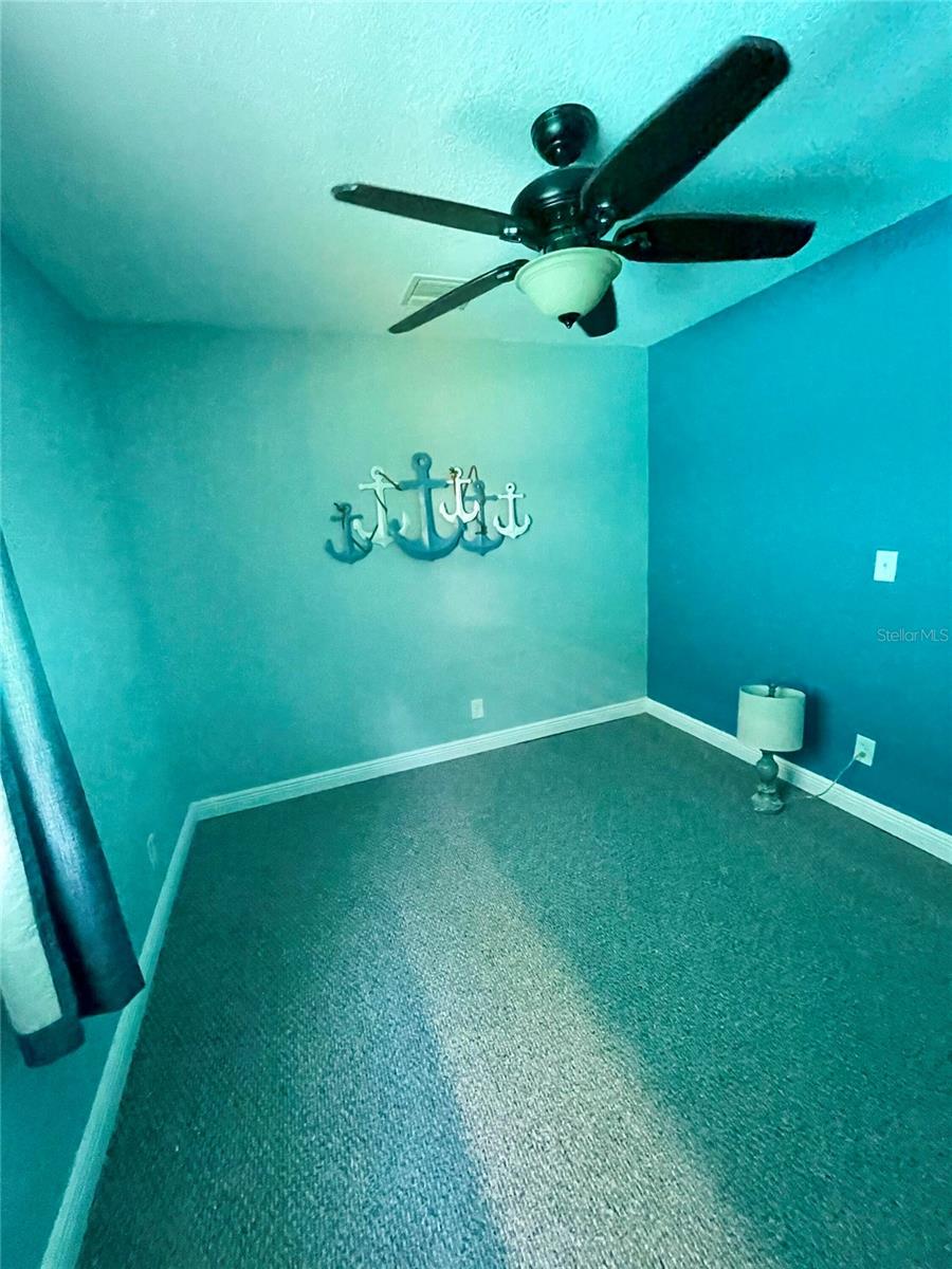 Image 31 of 34 For 781 Oleander Way S