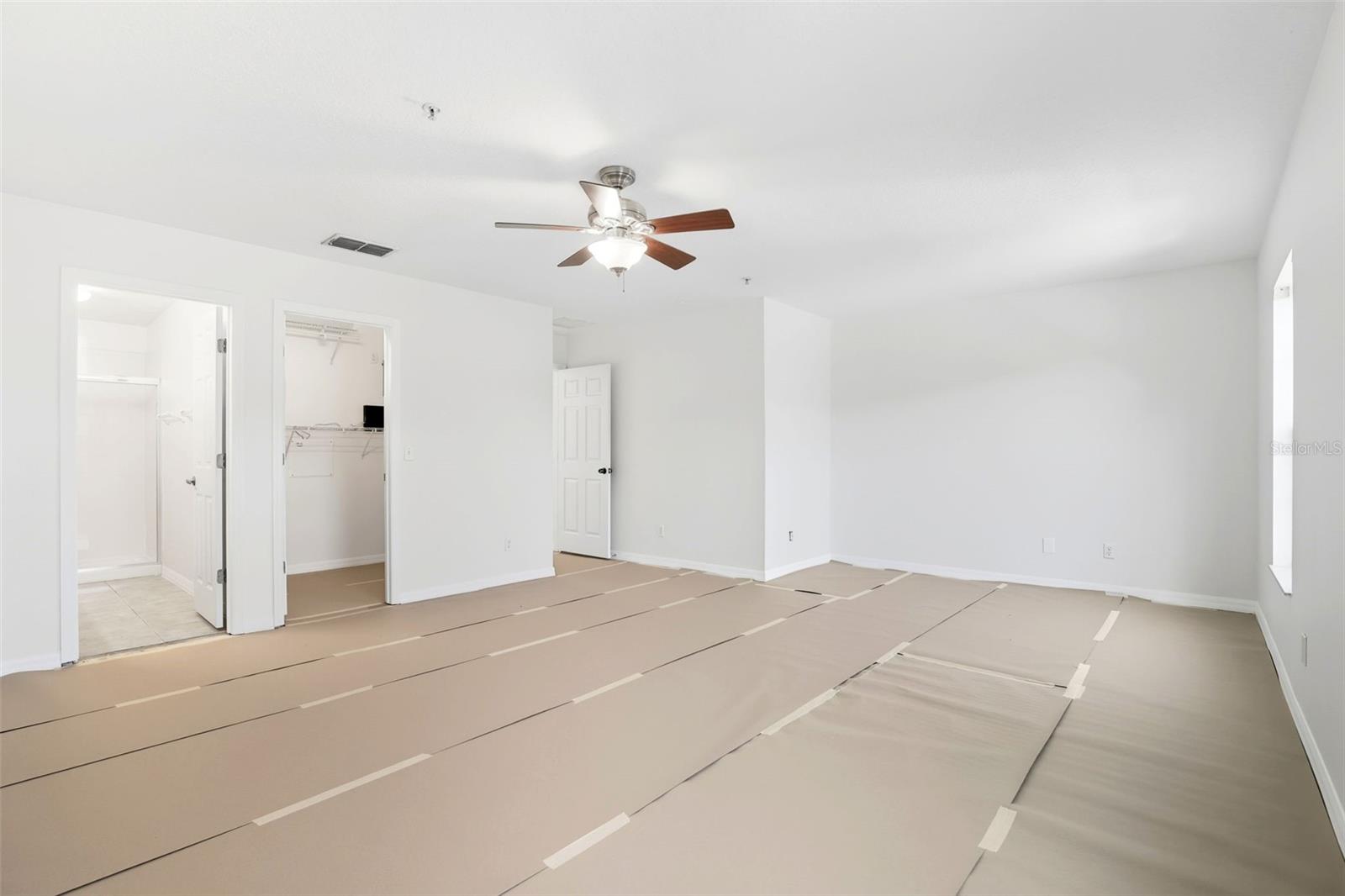 Image 21 of 34 For 521 Interlude Lane H