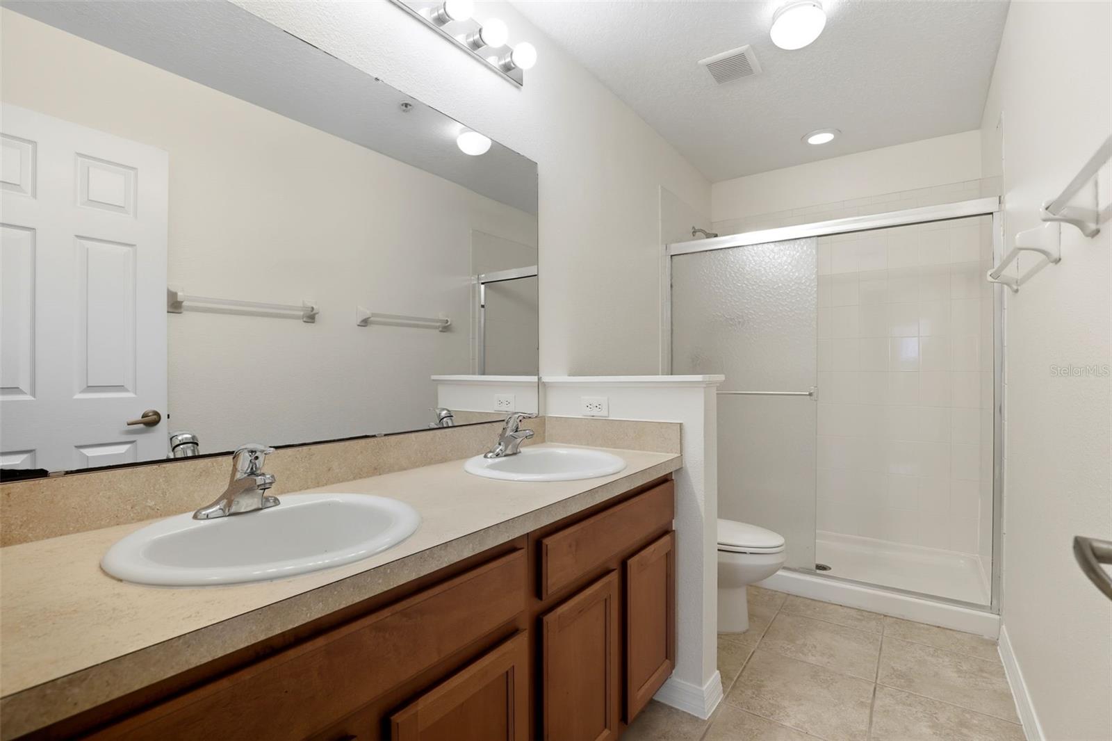 Image 22 of 34 For 521 Interlude Lane H