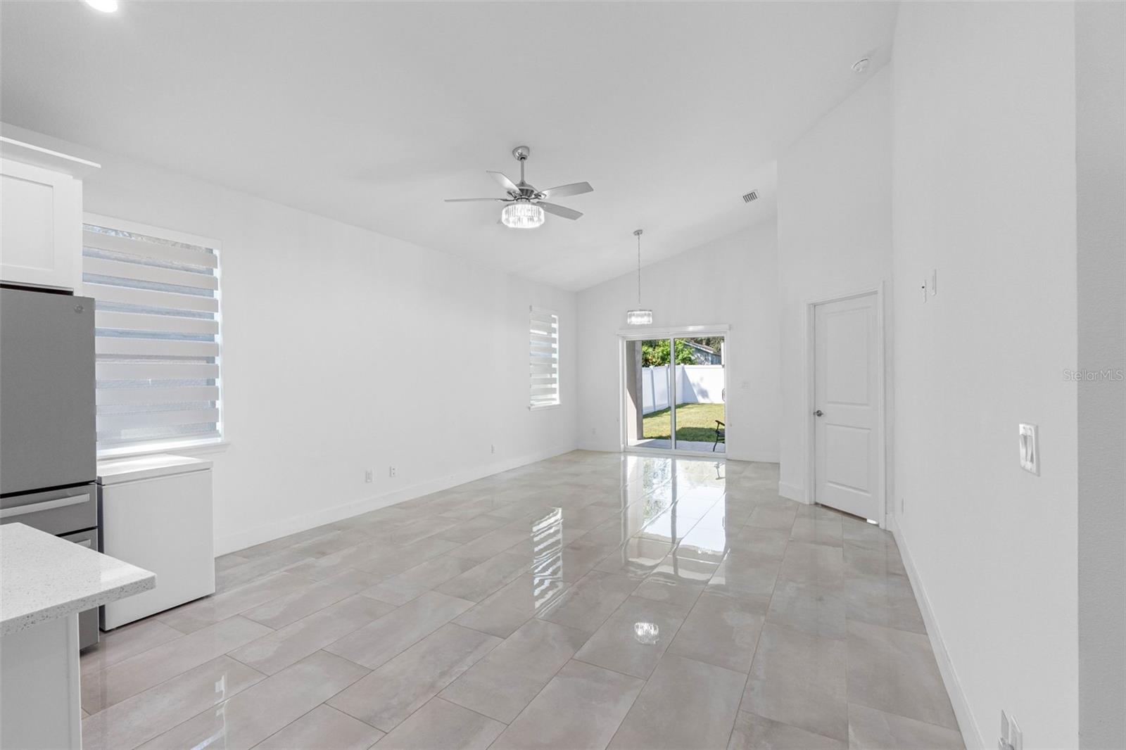 Image 13 of 64 For 8920 Newport Avenue