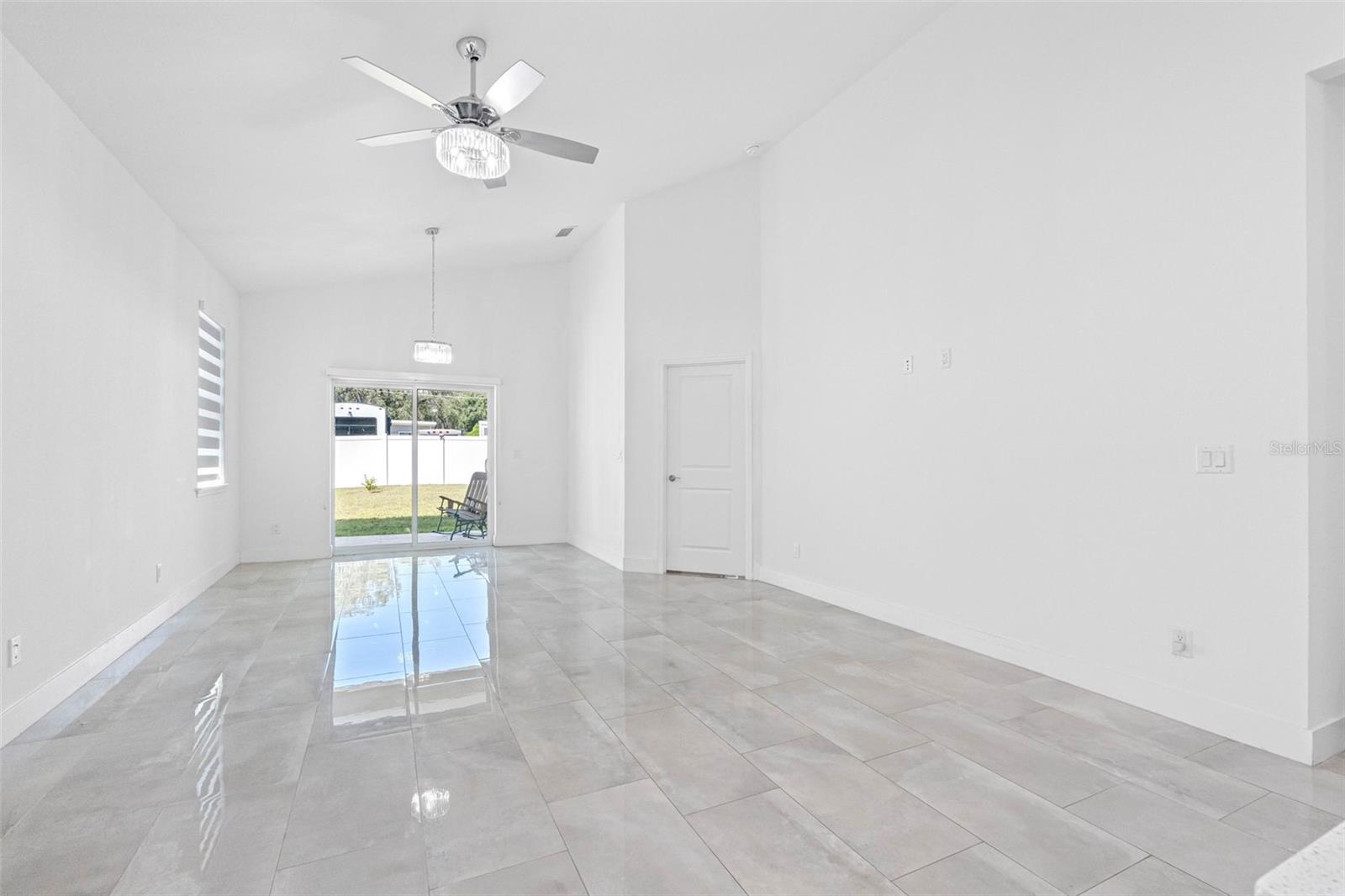 Image 14 of 64 For 8920 Newport Avenue