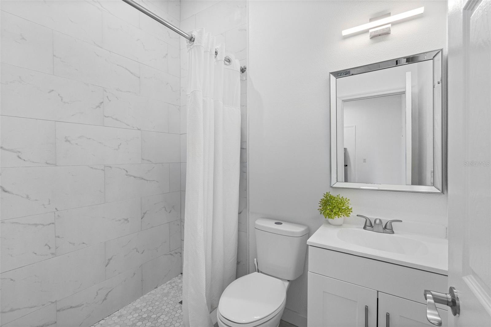 Image 18 of 64 For 8920 Newport Avenue