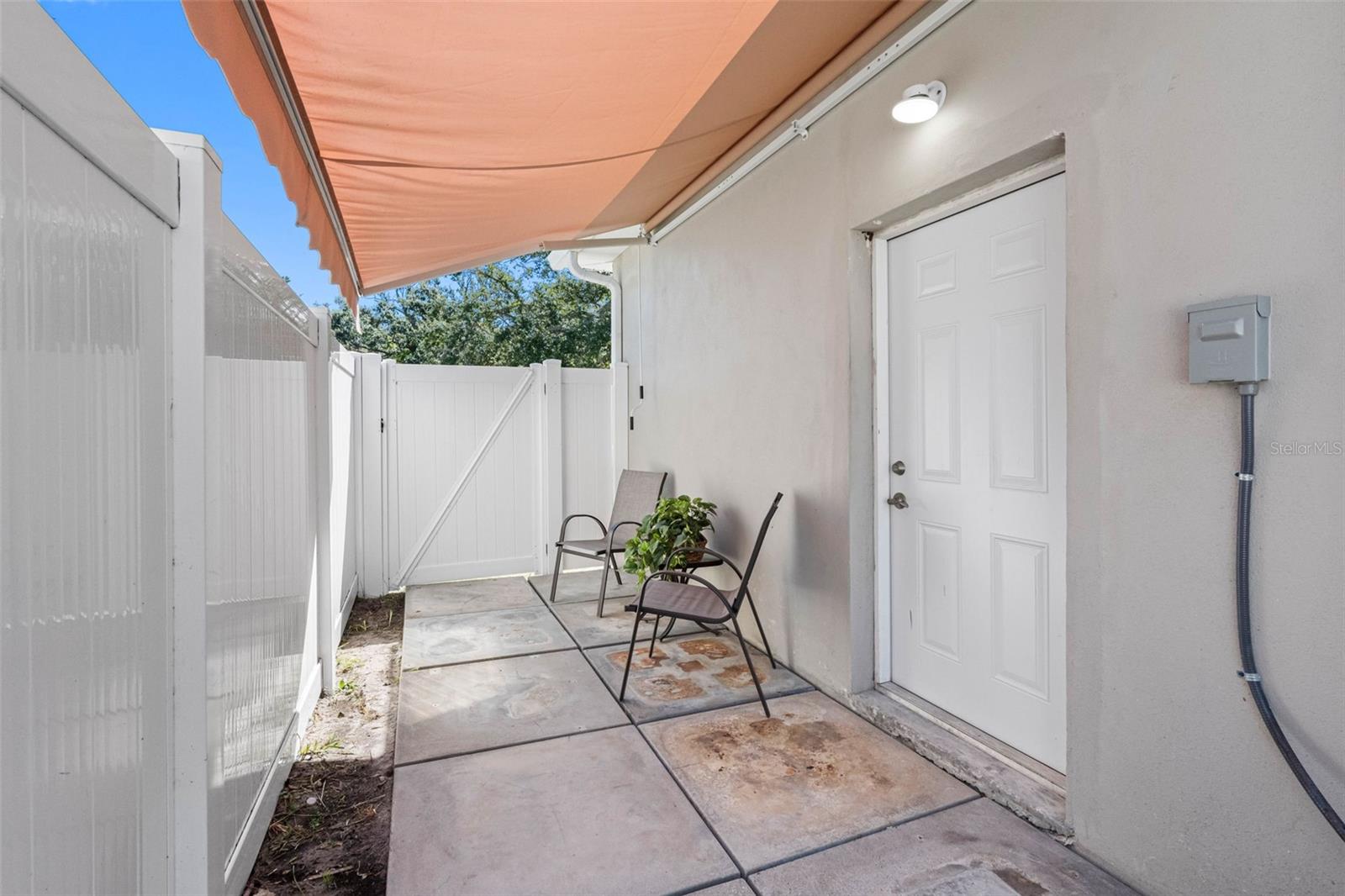 Image 35 of 64 For 8920 Newport Avenue
