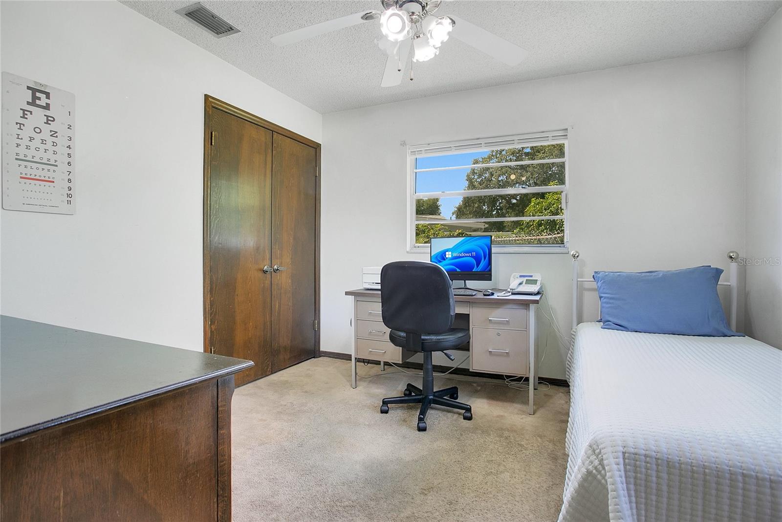 Image 21 of 36 For 4490 Foxchase Drive