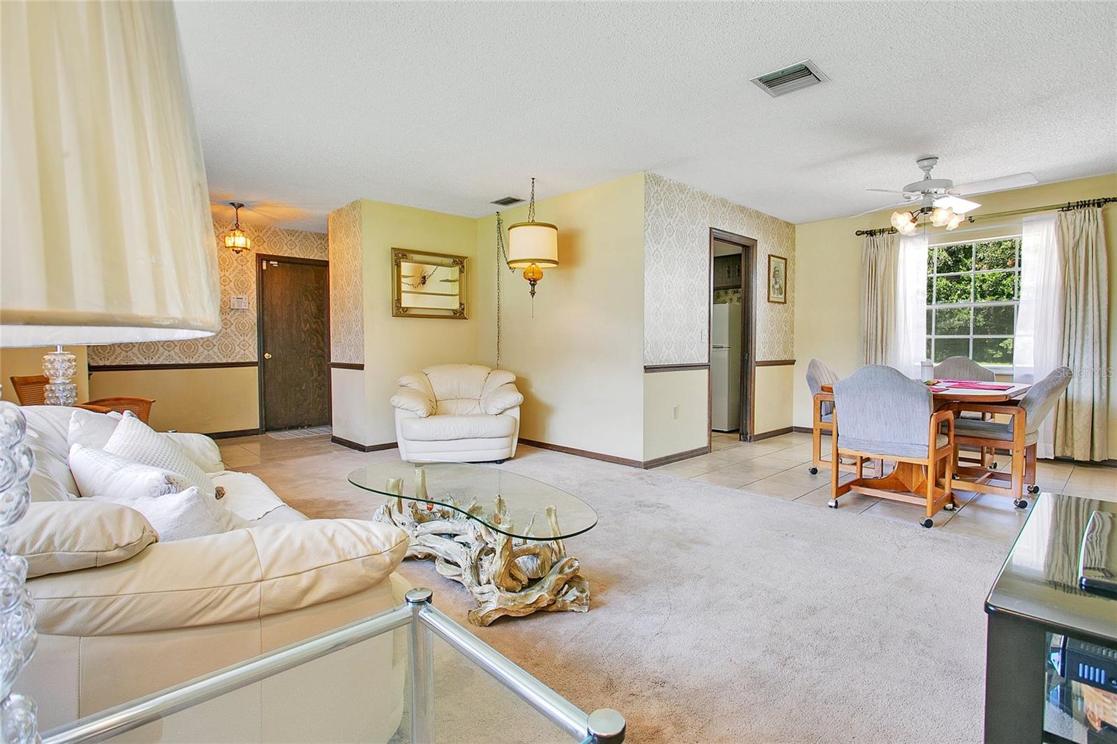 Image 5 of 36 For 4490 Foxchase Drive