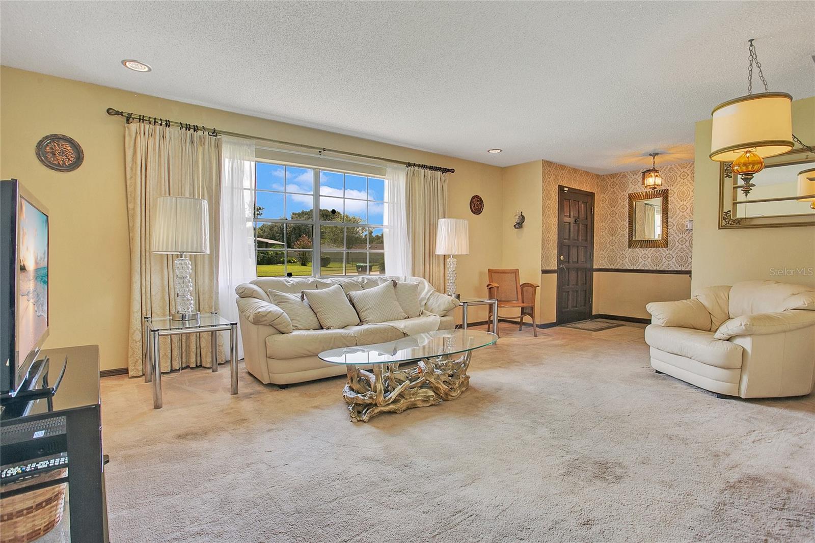 Image 9 of 36 For 4490 Foxchase Drive