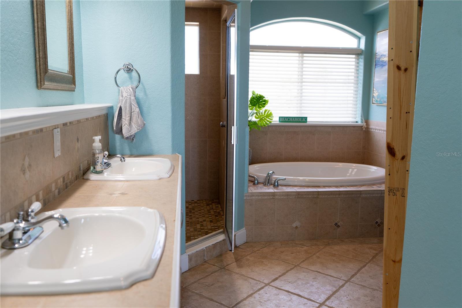 Image 36 of 47 For 3000 Ocean Shore Boulevard 19