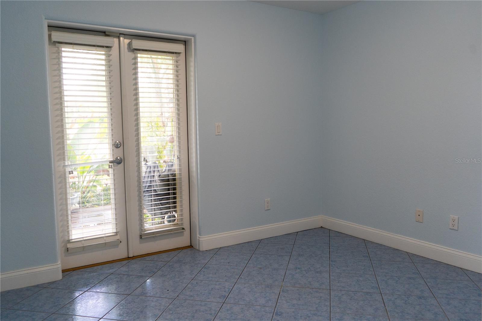 Image 8 of 47 For 3000 Ocean Shore Boulevard 19