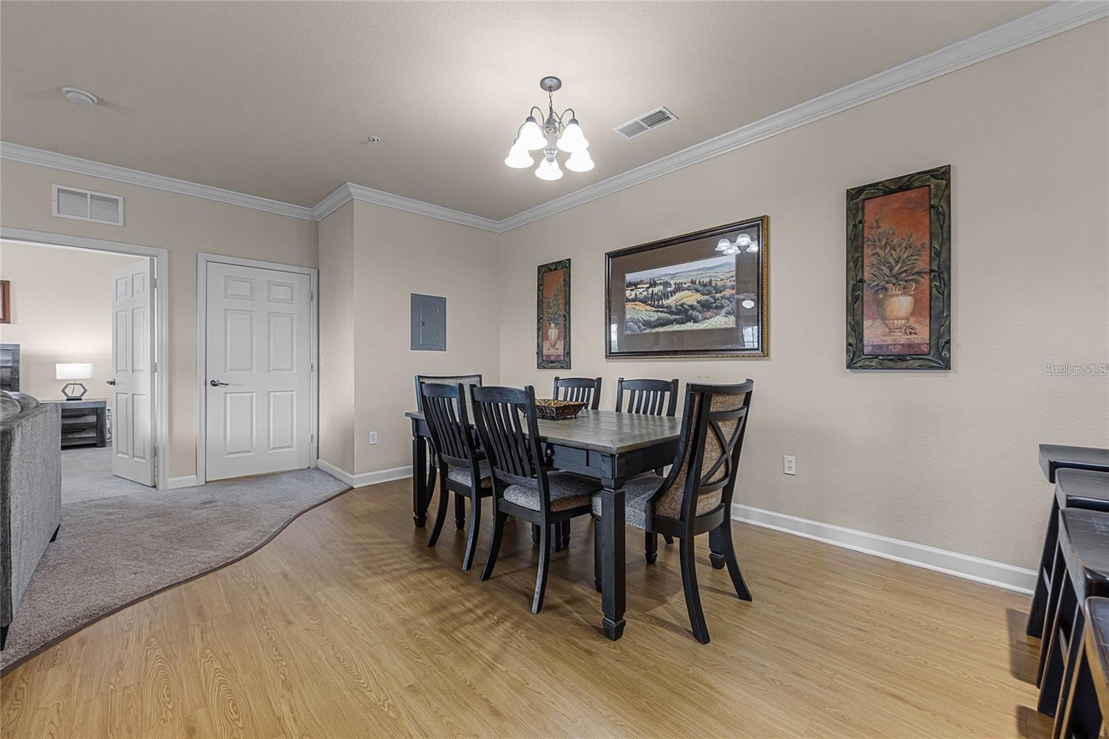 Image 7 of 34 For 1301 Tuscan Terrace 9403