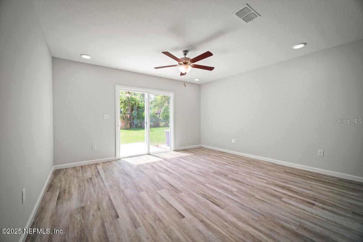 Image 11 of 18 For 8192 Dandy Avenue
