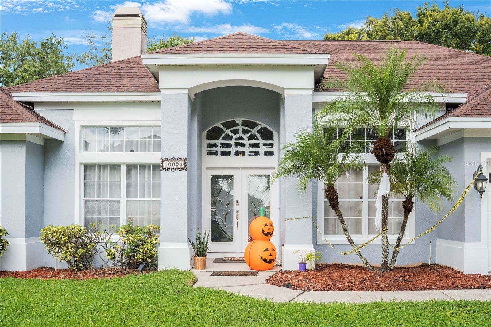 Image 3 of 37 For 10095 Brandon Circle