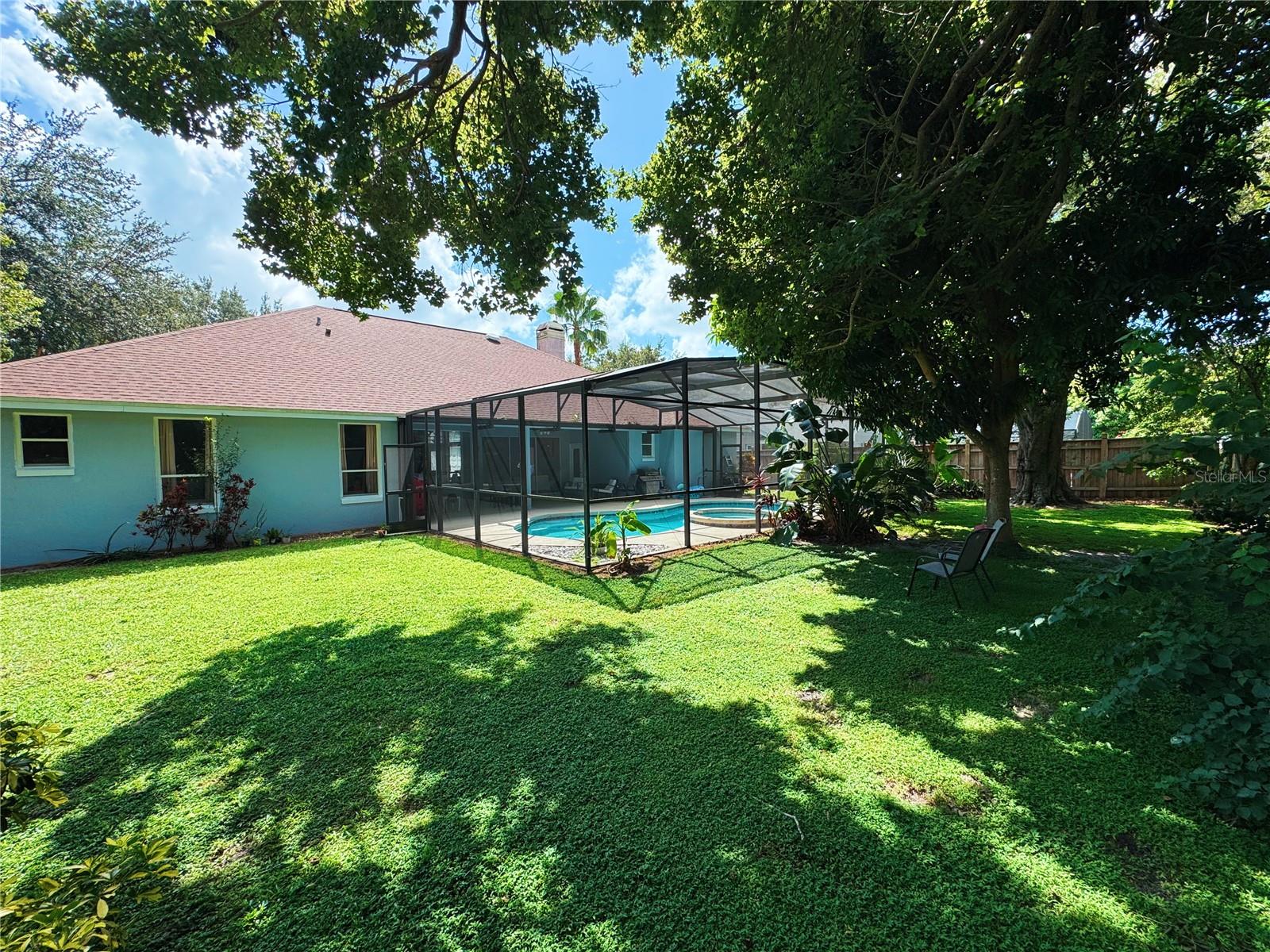 Image 36 of 37 For 10095 Brandon Circle