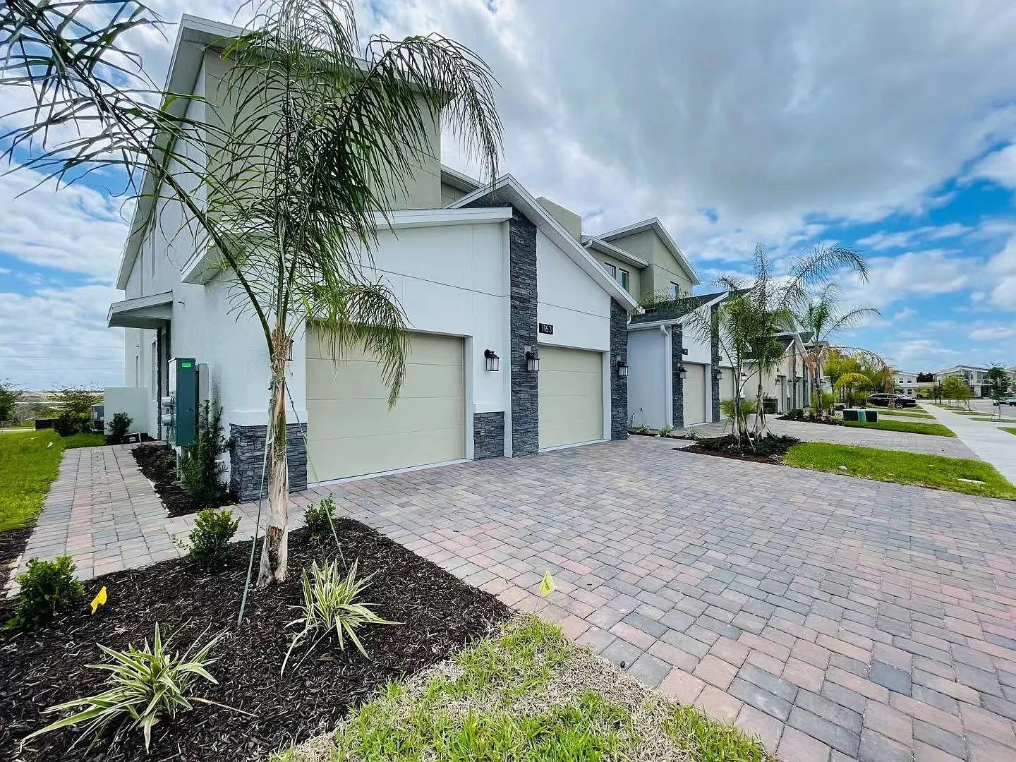 Image 2 of 49 For 1161 Drop Lane