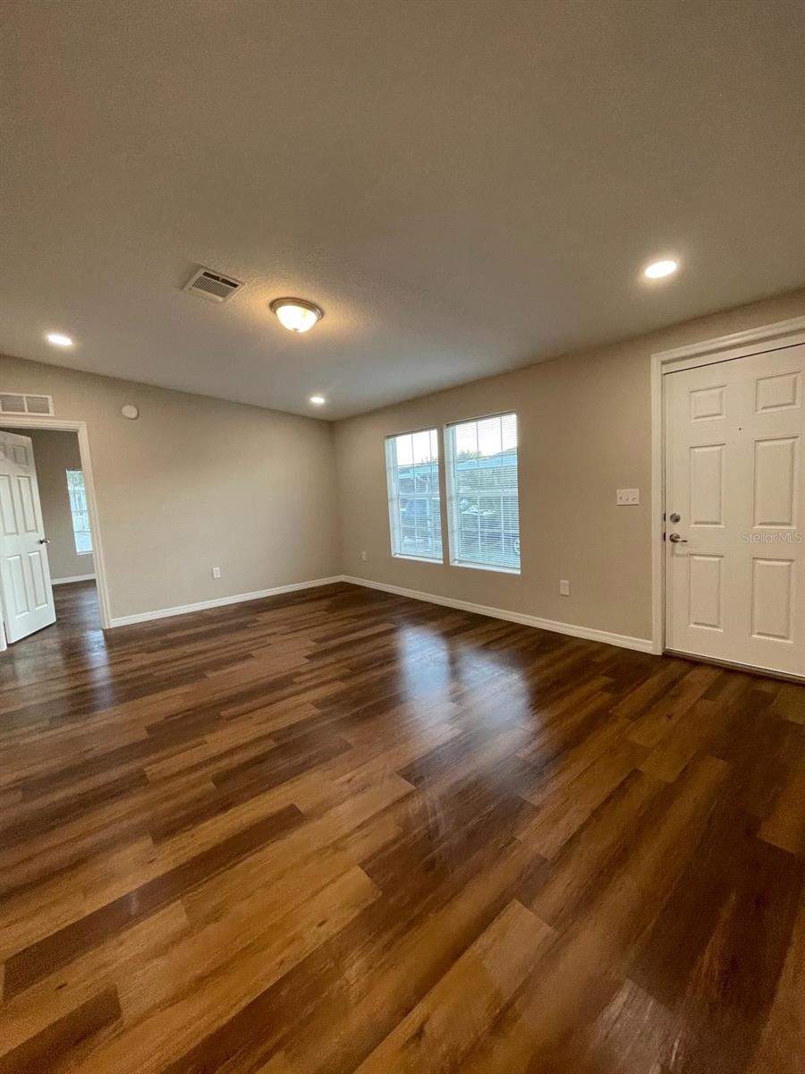 Image 11 of 37 For 14025 Royal Fern Way