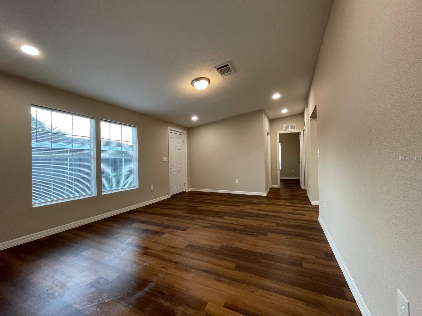 Image 13 of 37 For 14025 Royal Fern Way