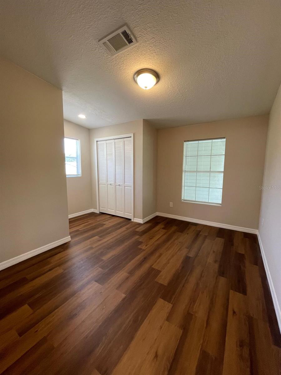 Image 21 of 37 For 14025 Royal Fern Way