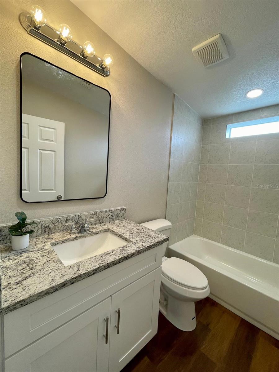Image 22 of 37 For 14025 Royal Fern Way