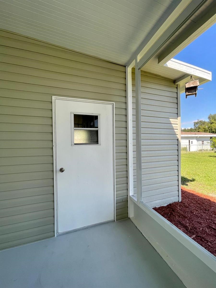 Image 26 of 37 For 14025 Royal Fern Way