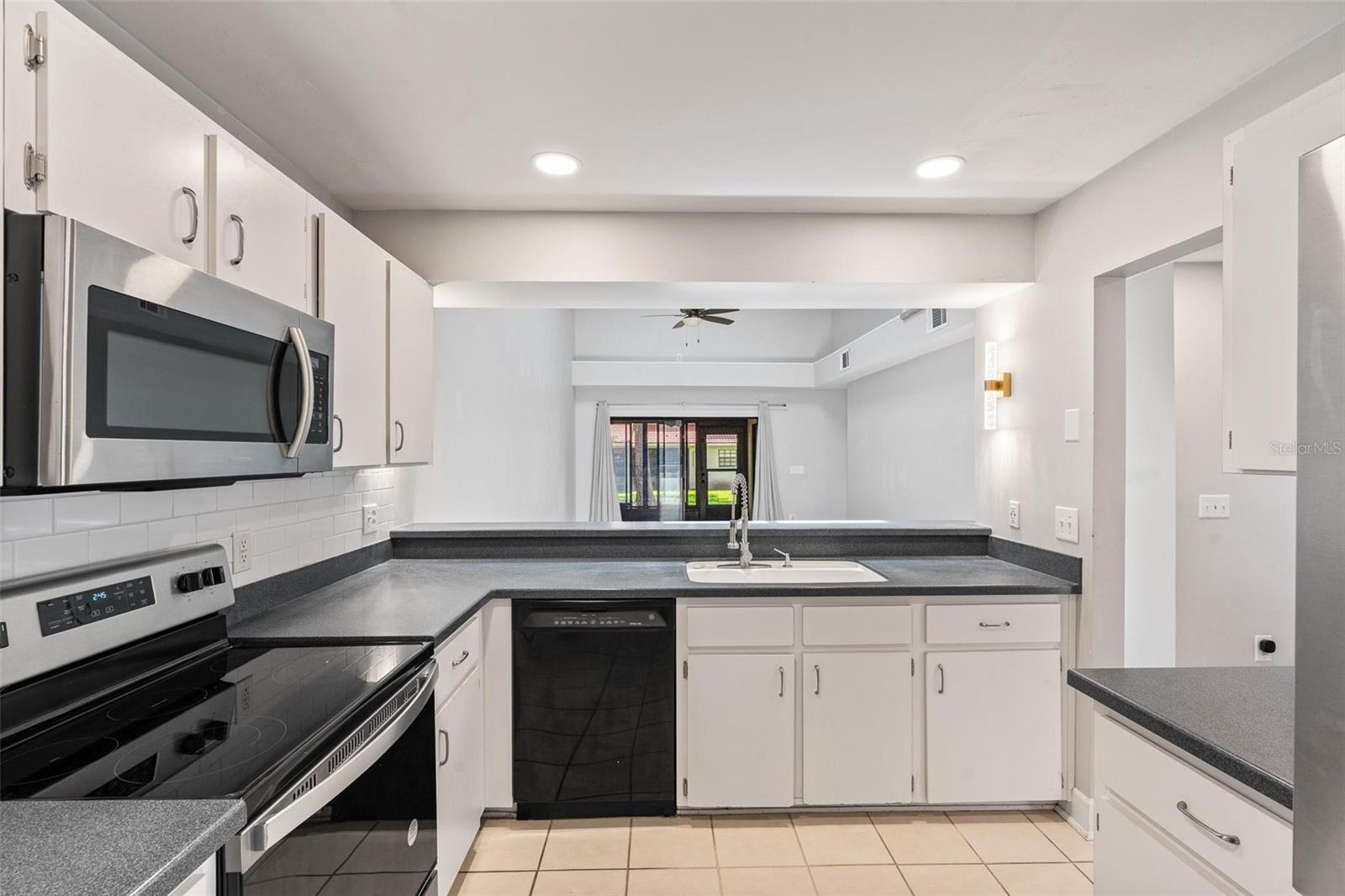 Image 32 of 78 For 8210 Ambrose Cove Way