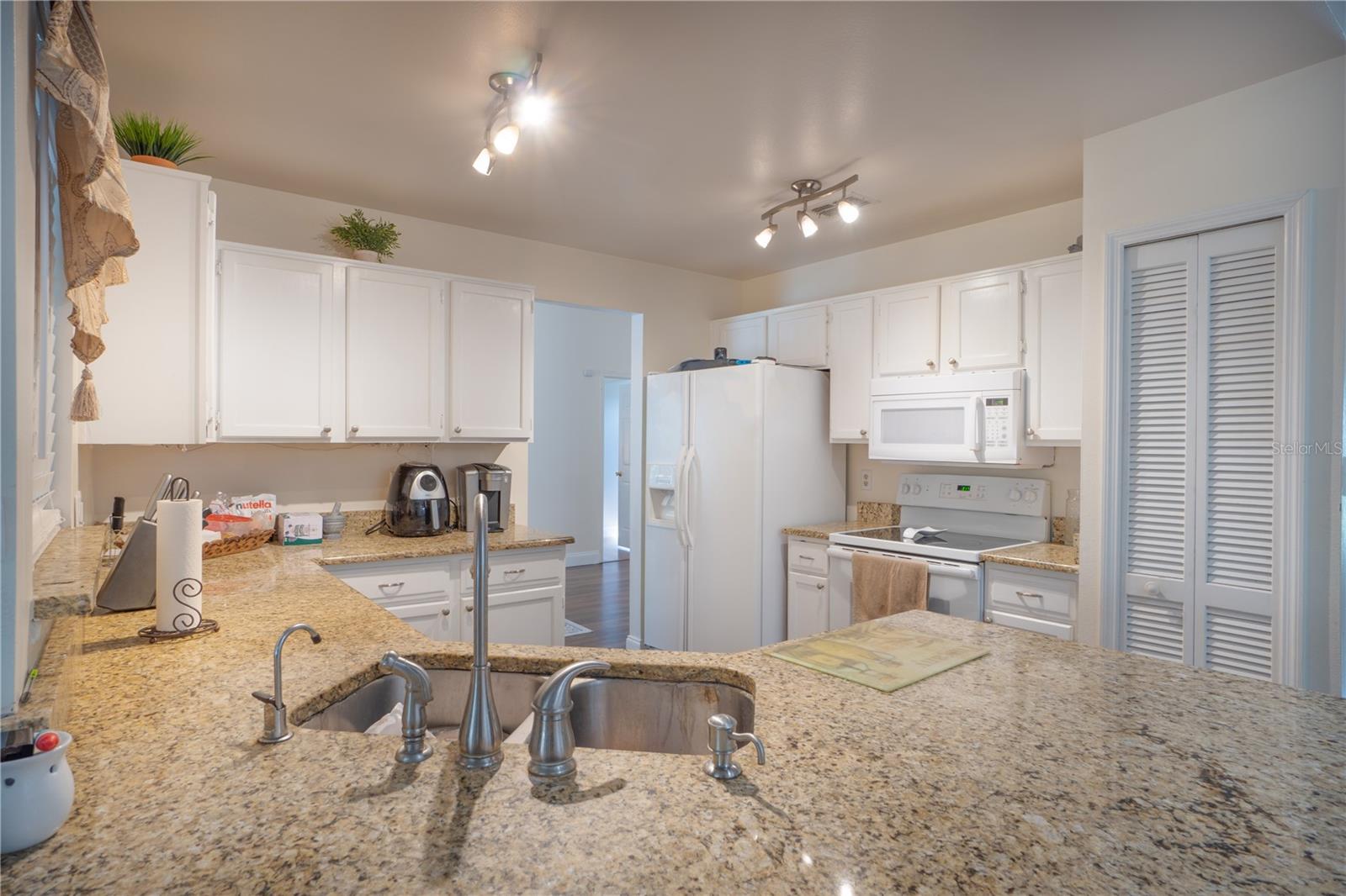 Image 3 of 24 For 6744 Lumberjack Lane