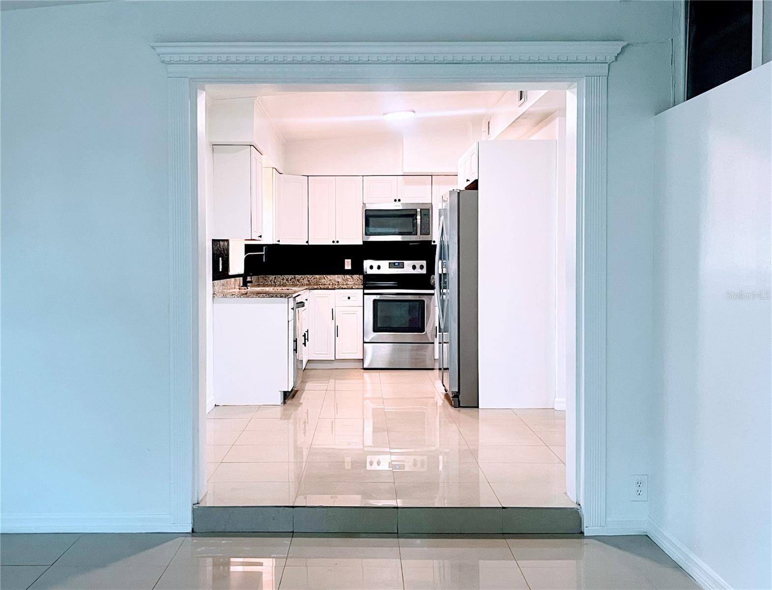 Image 4 of 12 For 5910 Indian Hill Road