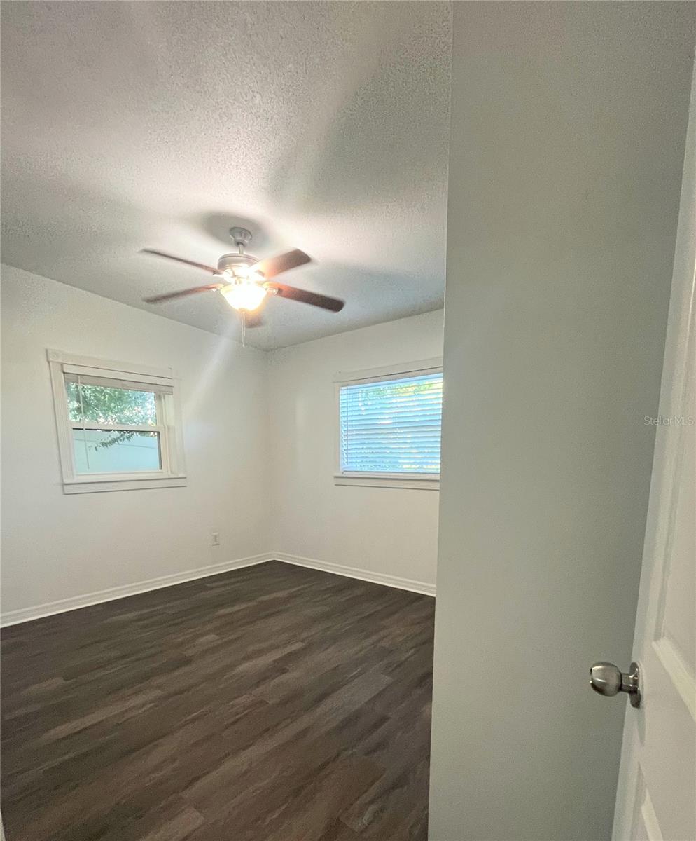 Image 8 of 12 For 5910 Indian Hill Road