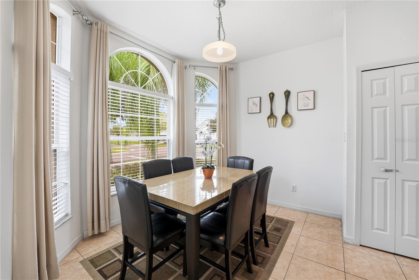 Image 5 of 47 For 4725 Ruby Red Lane