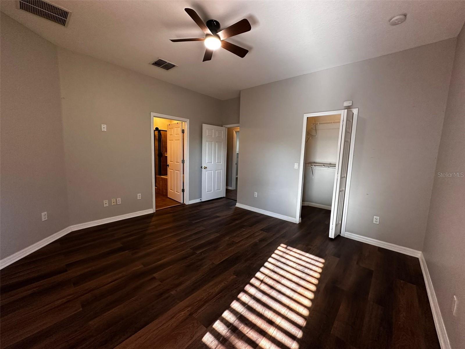 Image 16 of 24 For 15115 Stonebriar Way