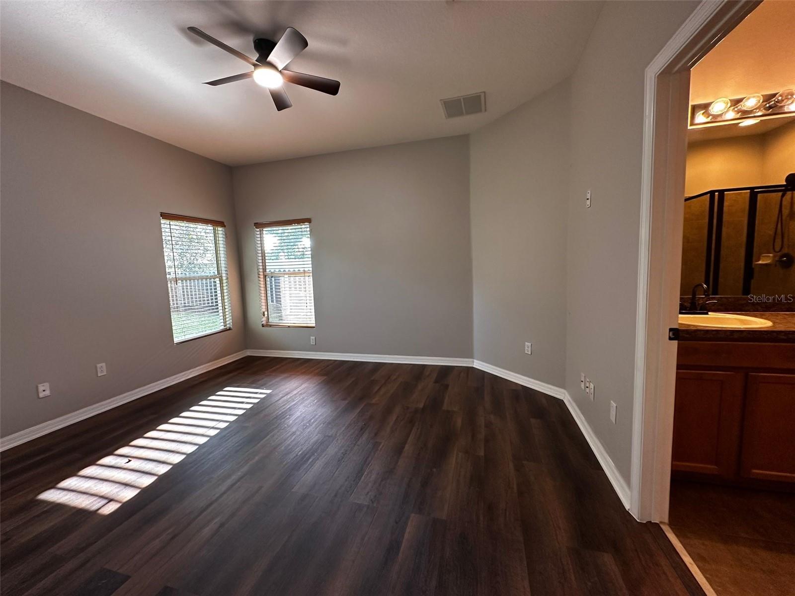 Image 17 of 24 For 15115 Stonebriar Way